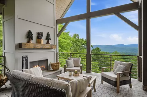 Exterior - 193 Marigold Rd, Boone, NC 28607 photo 4 of 7