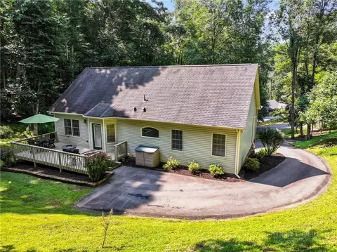 Exterior - 654 Cool Woods Dr, Boone, NC 28607 photo 4 of 10