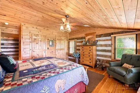 Bedroom - 333 Tomahawk Dr, Todd, NC 28684 photo 6 of 7