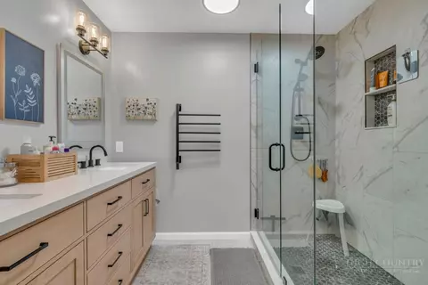 Bath - 403 Blairmont Dr, Boone, NC 28607 photo 3 of 3