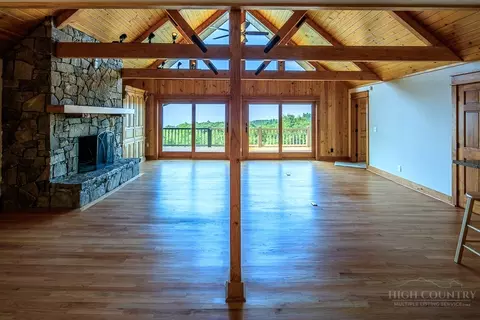 Living - 174 Grouse Run Rd, Boone, NC 28607 photo 2 of 14