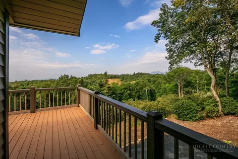 Exterior - 174 Grouse Run Rd, Boone, NC 28607 photo 3 of 7