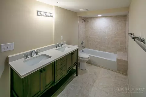 Bath - 174 Grouse Run Rd, Boone, NC 28607 photo 5 of 5