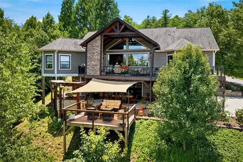 1167 Johns Ridge Pkwy, Lenoir, NC 28645