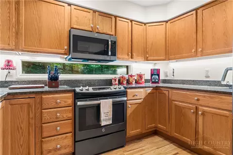 Kitchen - 547 Oakley Grn #NO NUMBER, Boone, NC 28607 photo 3 of 5
