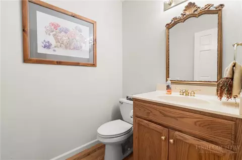 Bath - 547 Oakley Grn #NO NUMBER, Boone, NC 28607 photo 2 of 4