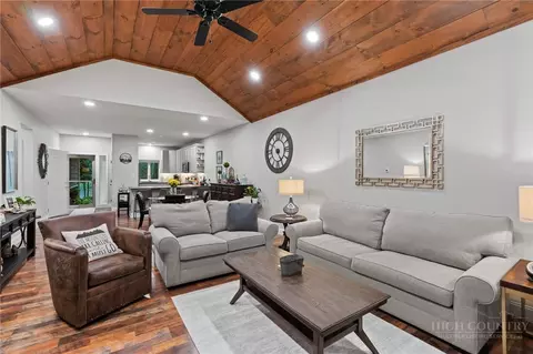 Living - 164 Lindale Rdg #2, Boone, NC 28607 photo 4 of 5