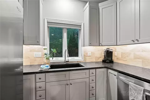 Kitchen - 164 Lindale Rdg #2, Boone, NC 28607 photo 4 of 4