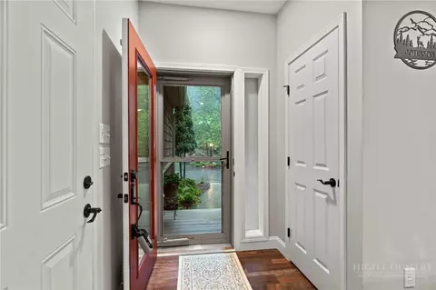 Entry Way - 164 Lindale Rdg #2, Boone, NC 28607 photo 2 of 3