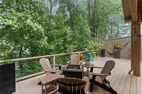 Exterior - 164 Lindale Rdg #2, Boone, NC 28607 photo 4 of 6