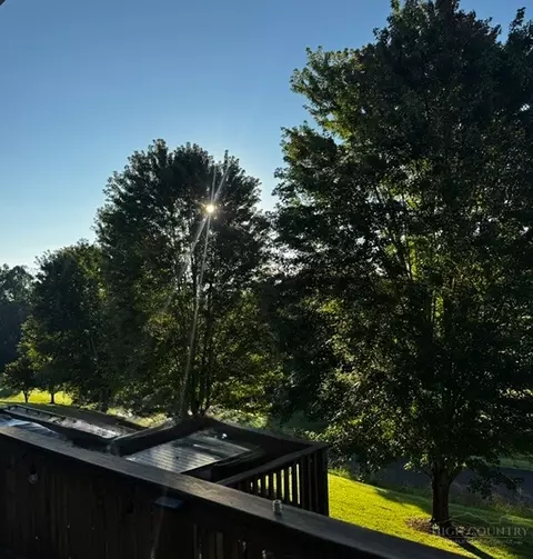 Exterior - 137 Northridge, Beech Mountain, NC 28604 photo 5 of 7