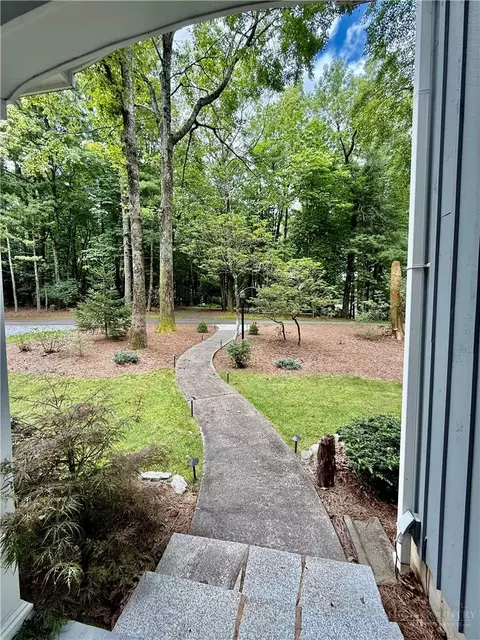 Exterior - 21 Maple Leaf Ln, Roaring Gap, NC 28668 photo 13 of 16