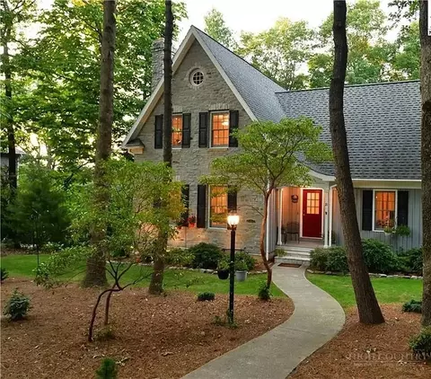 Exterior - 21 Maple Leaf Ln, Roaring Gap, NC 28668 photo 2 of 16