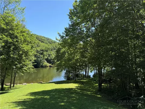 7 Wolfsbane Ln, Todd, NC 28684 photo 34