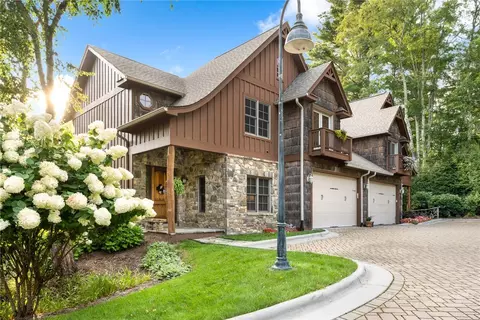 145 Mill Pond Manor Dr #8, Banner Elk, NC 28604