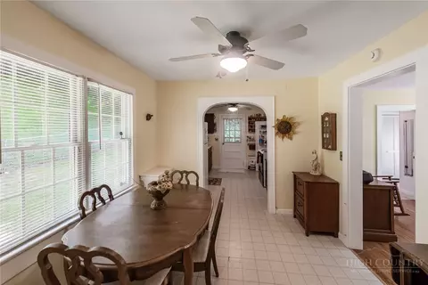 Dining - 1384 E Staggs Creek Rd, Lansing, NC 28643 photo 2 of 3