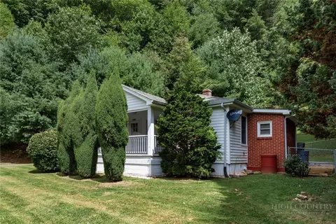 Exterior - 1384 E Staggs Creek Rd, Lansing, NC 28643 photo 2 of 12