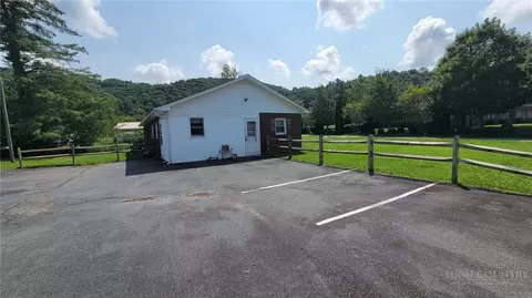 Exterior - 136 Ivy Dr, Boone, NC 28607 photo 3 of 3