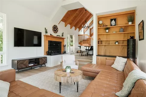 Living - 193 Riverview Rd, Boone, NC 28607 photo 6 of 7