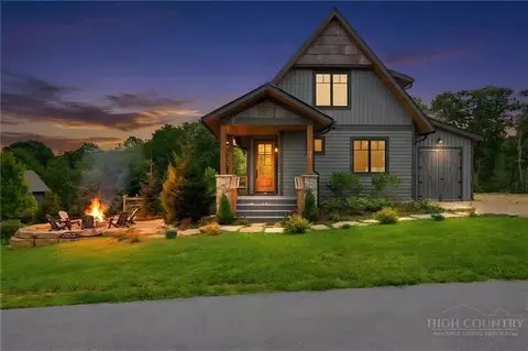 28 Cabernet Ct, Banner Elk, NC 28604