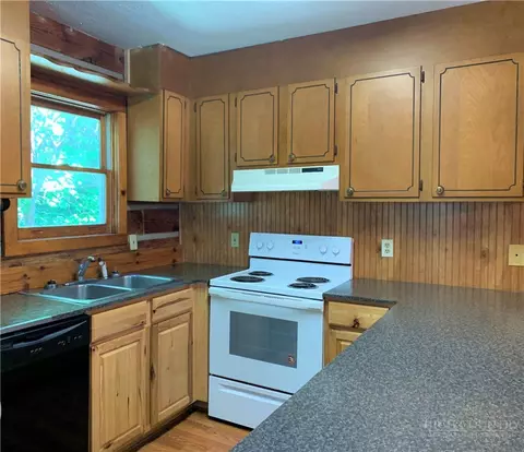 Kitchen - 159 David Sides Rd, Boone, NC 28607 photo 5 of 5