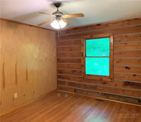 Bedroom - 159 David Sides Rd, Boone, NC 28607 photo 4 of 5