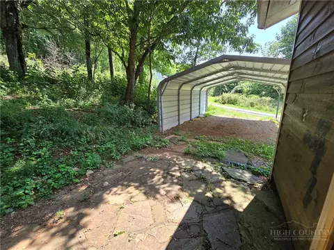 Exterior - 159 David Sides Rd, Boone, NC 28607 photo 6 of 11
