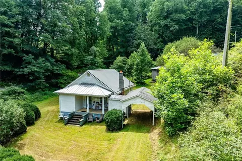 4815 Flat Springs Rd, Elk Park, NC 28622
