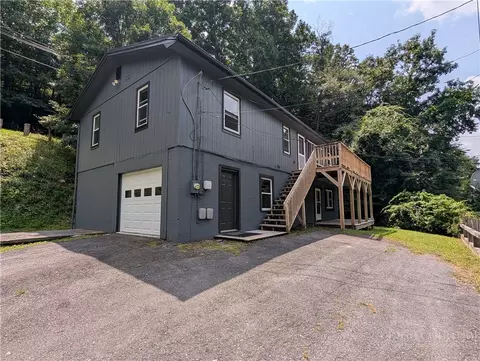 173 Old Turnpike Nw Rd, Banner Elk, NC 28604