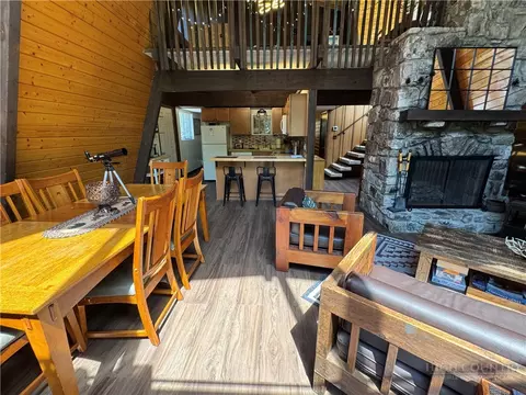 Dining - 123 Skiway Cir, Beech Mountain, NC 28604 photo 1 of 1