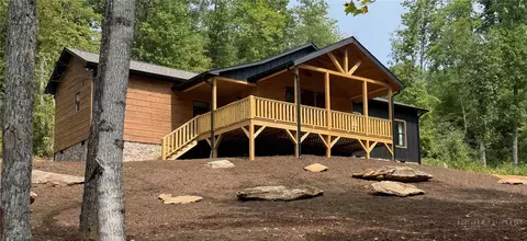 642 Woodstown Rd, Todd, NC 28626