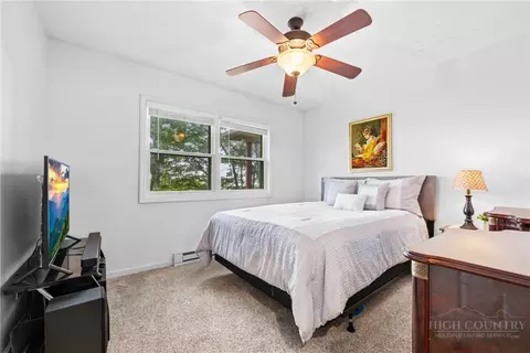 Bedroom - 2587 Junaluska Rd, Boone, NC 28607 photo 4 of 7