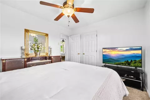 Bedroom - 2587 Junaluska Rd, Boone, NC 28607 photo 5 of 7