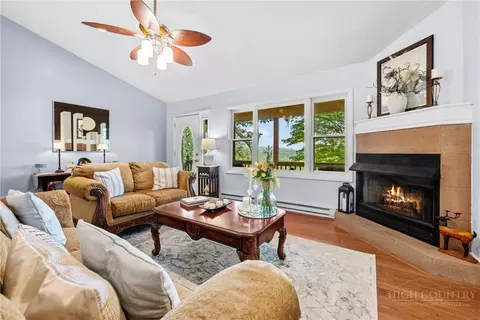 Living - 2587 Junaluska Rd, Boone, NC 28607 photo 2 of 4