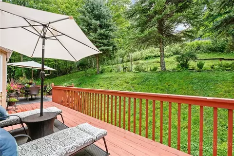 Exterior - 2587 Junaluska Rd, Boone, NC 28607 photo 5 of 8