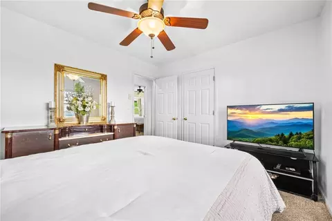 Bedroom - 2587 Junaluska Rd, Boone, NC 28607 photo 5 of 7