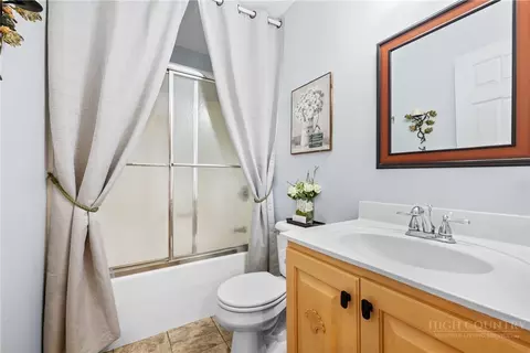 Bath - 2587 Junaluska Rd, Boone, NC 28607 photo 4 of 4