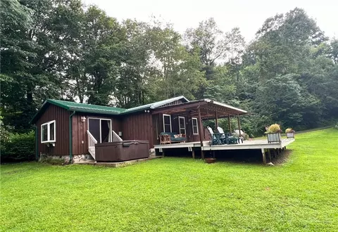 144 S Flatwoods Rd, Creston, NC 28615