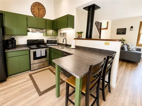 Kitchen - 101 Hornbeam Rd #7C, Banner Elk, NC 28604 photo 2 of 2