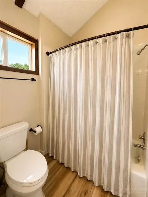 Bath - 101 Hornbeam Rd #7C, Banner Elk, NC 28604 photo 3 of 4