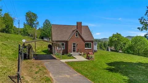 1607 Will Vannoy Rd, West Jefferson, NC 28694
