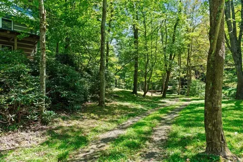 Exterior - 171 Grouse Covert Rd, Boone, NC 28607 photo 6 of 19