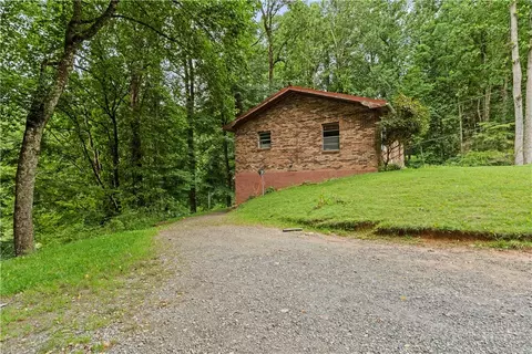 Exterior - 1895 Howards Creek Rd, Boone, NC 28607 photo 3 of 4