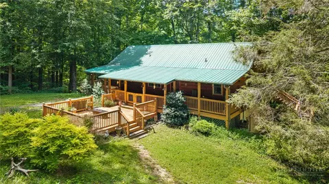 2417 Russ Norris Rd, Elk Park, NC 28622