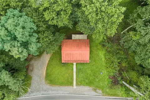 1895 Howards Creek Rd, Boone, NC 28607 photo 35