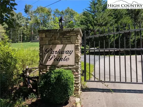 tbd Parkway Pointe Dr, West Jefferson, NC 28694