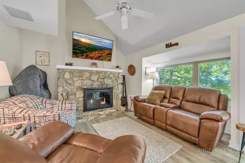 Living - 108 Northridge #2A, Beech Mountain, NC 28604 photo 1 of 1