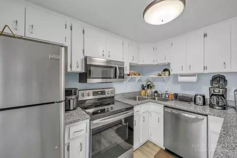 Kitchen - 108 Northridge #2A, Beech Mountain, NC 28604 photo 2 of 3