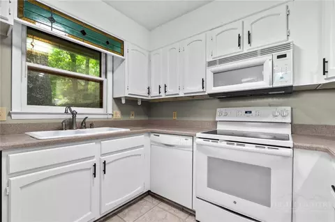 Kitchen - 188 Laurel Hill Dr, Boone, NC 28607 photo 2 of 2