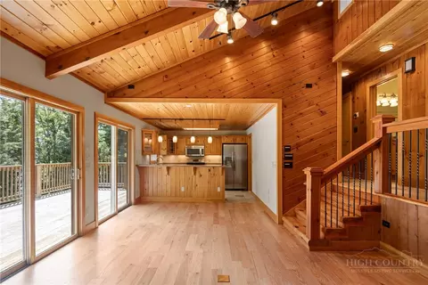 Living - 276 Storie Rd, Boone, NC 28607 photo 6 of 8